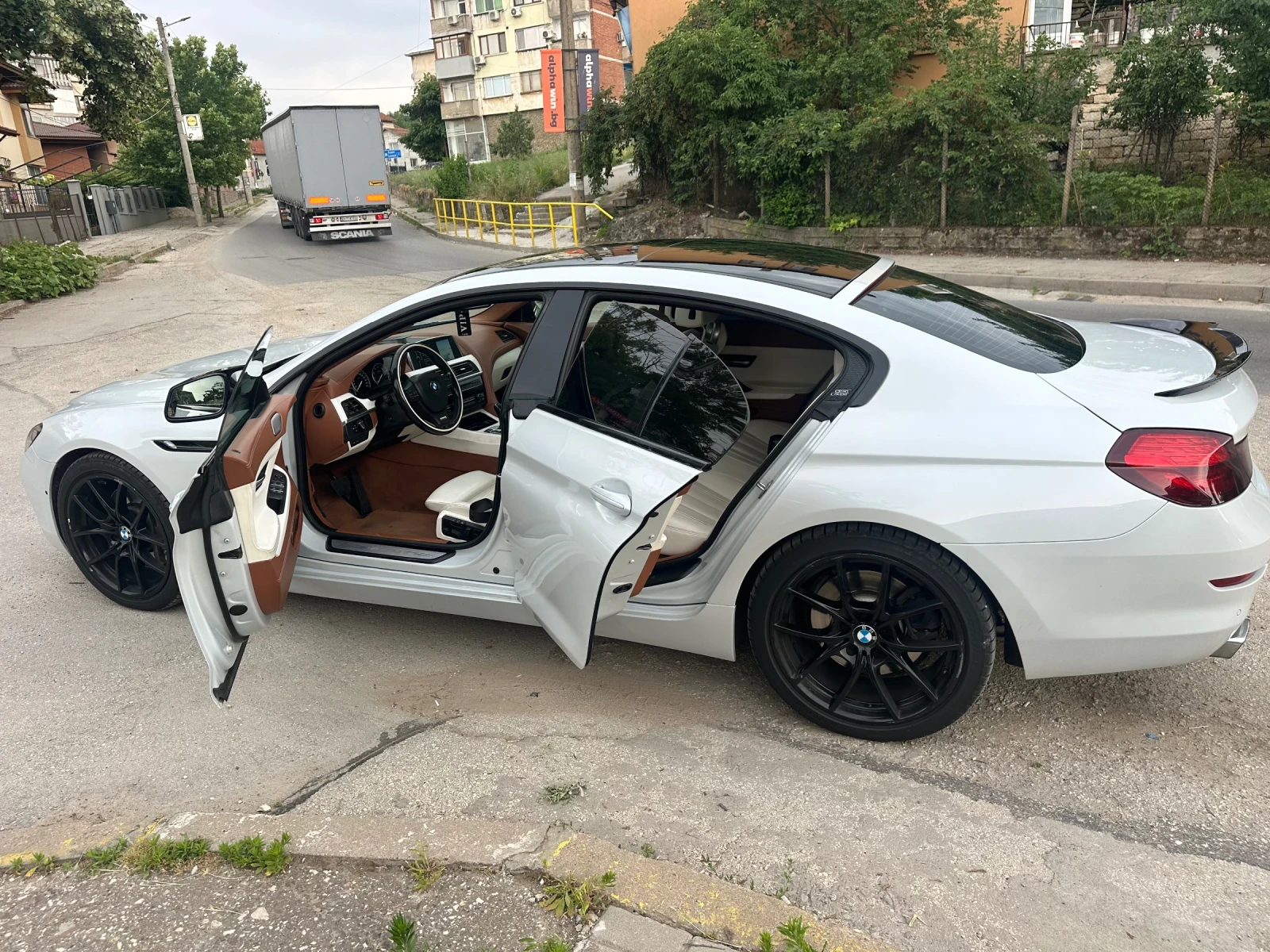 BMW 650, снимка 13 - Автомобили и джипове - 54899559