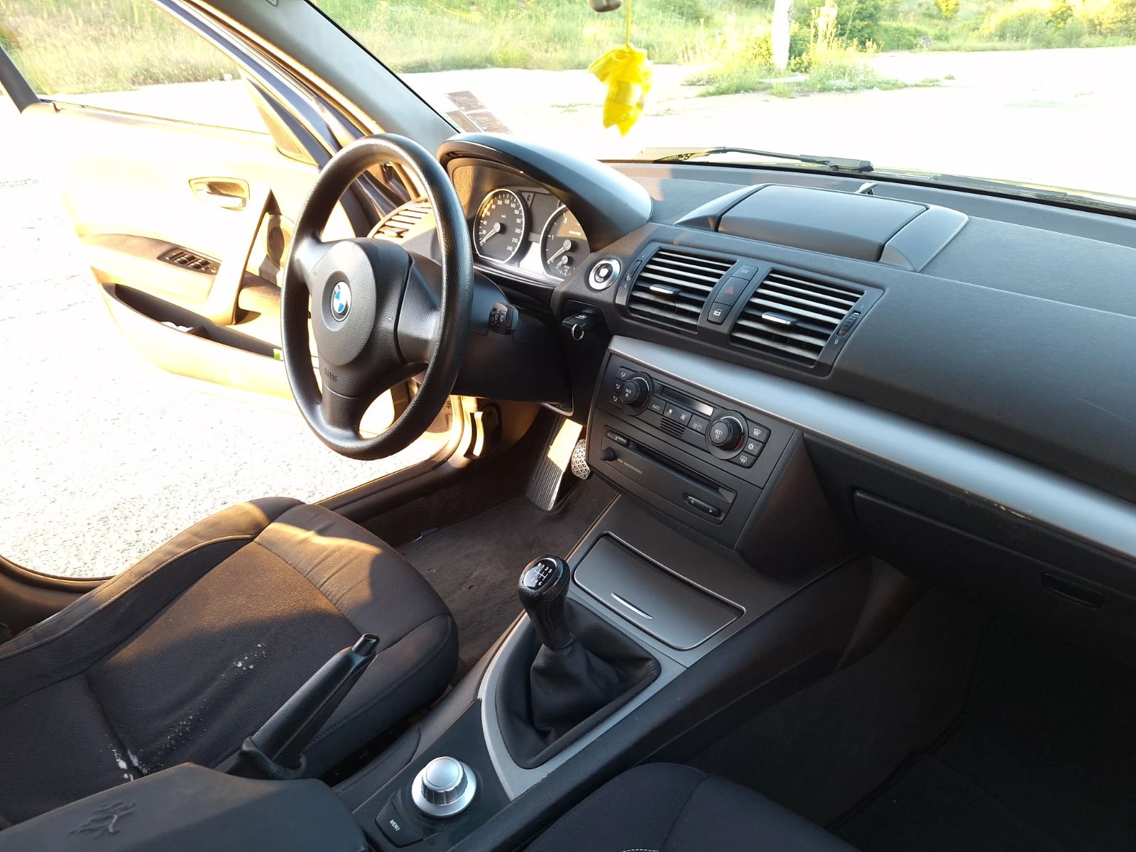 BMW 118, снимка 4 - Автомобили и джипове - 55371929