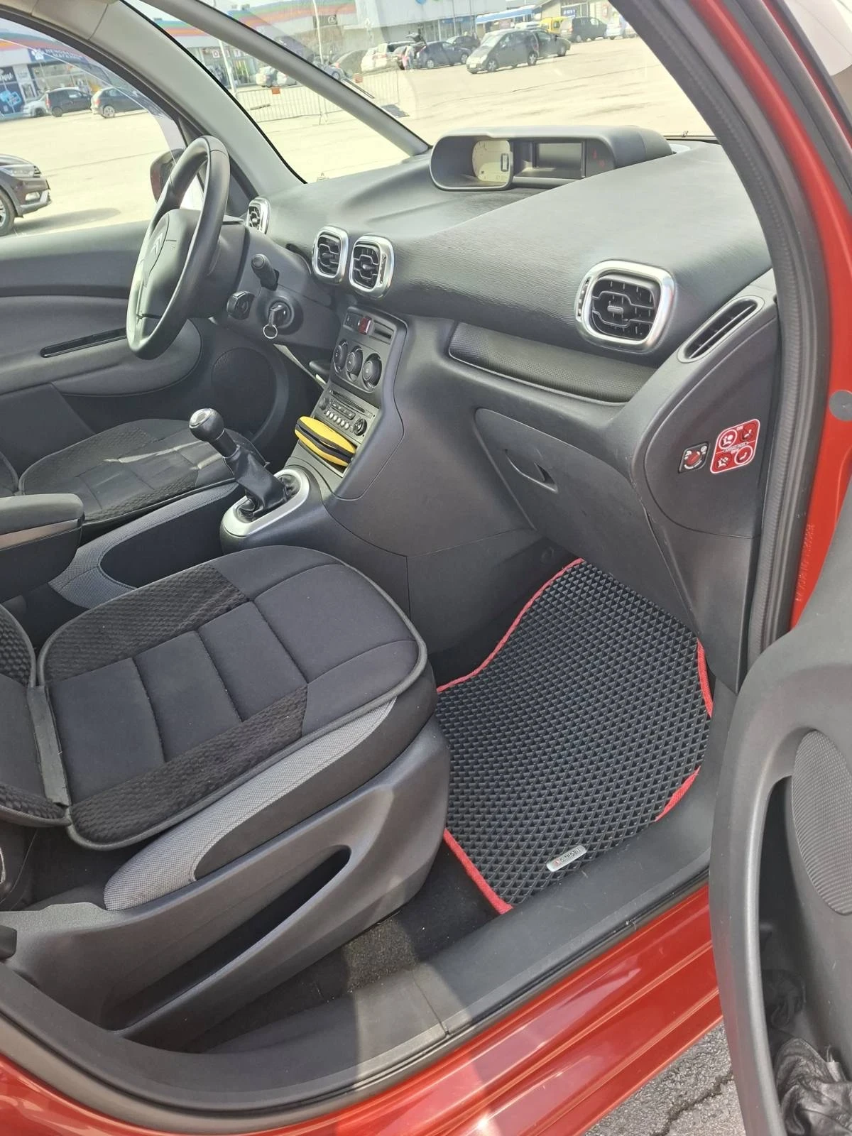 Citroen C3 Picasso Citroen C3 Picasso, снимка 8 - Автомобили и джипове - 55002109