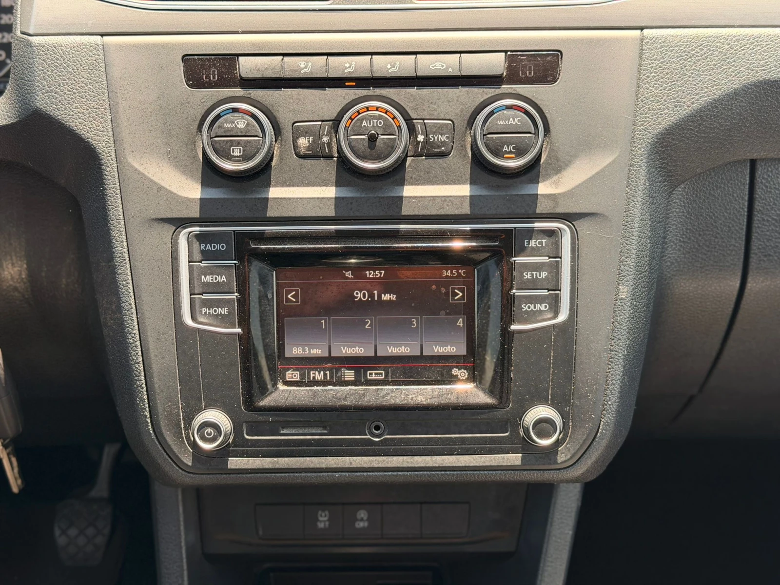 VW Caddy 1.6TDI MAXI, снимка 14 - Автомобили и джипове - 55085260