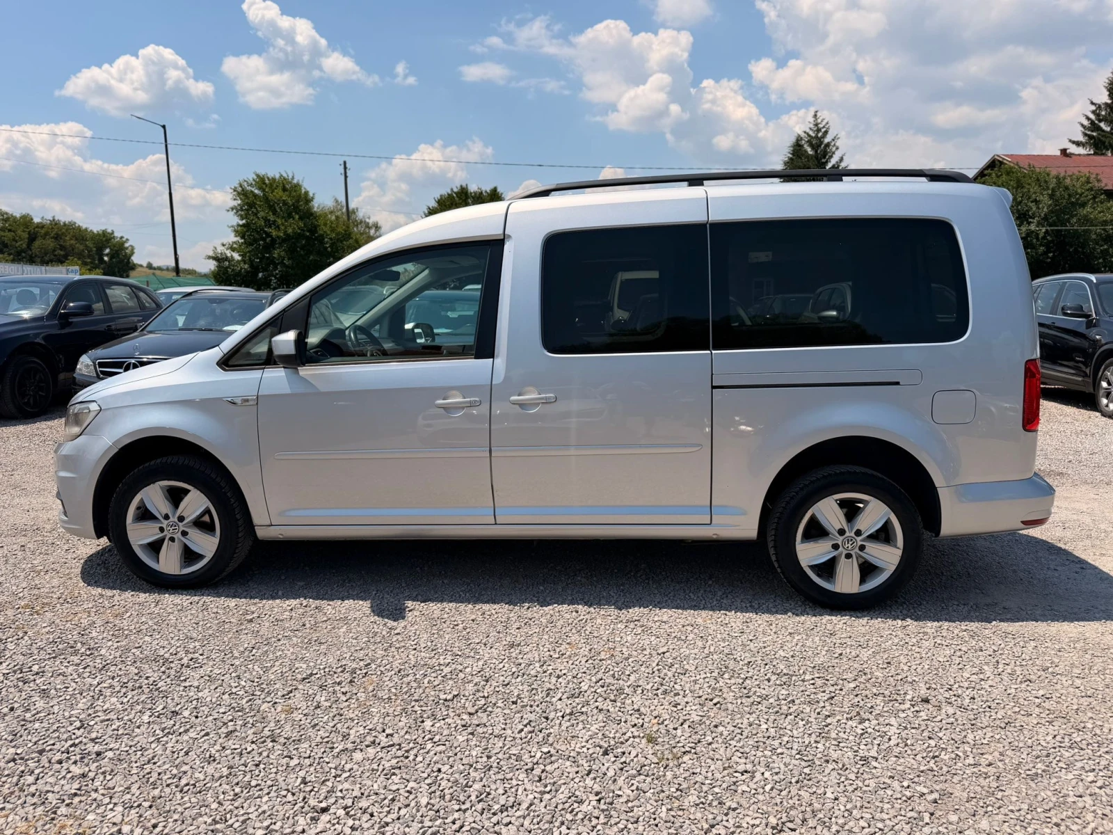 VW Caddy 1.6TDI MAXI, снимка 6 - Автомобили и джипове - 55085260
