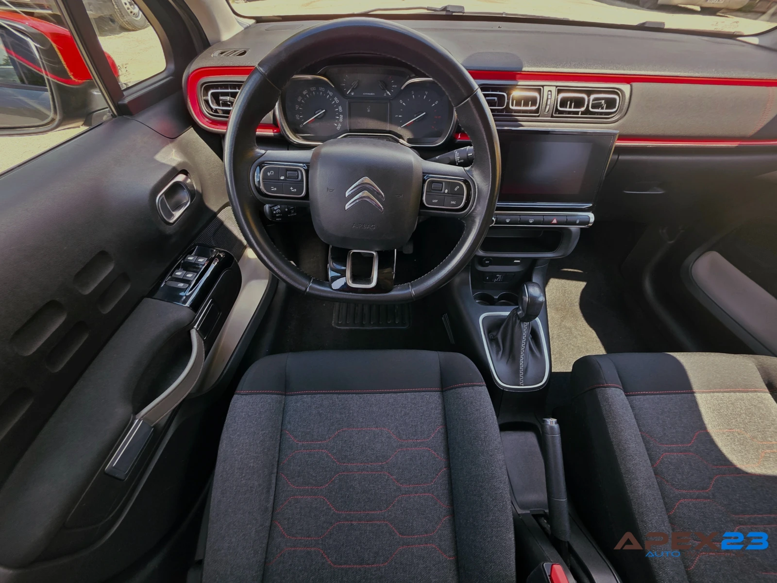 Citroen C3 Автоматична, SHINE 1.2 PURETECH 110 HP, снимка 6 - Автомобили и джипове - 55086870