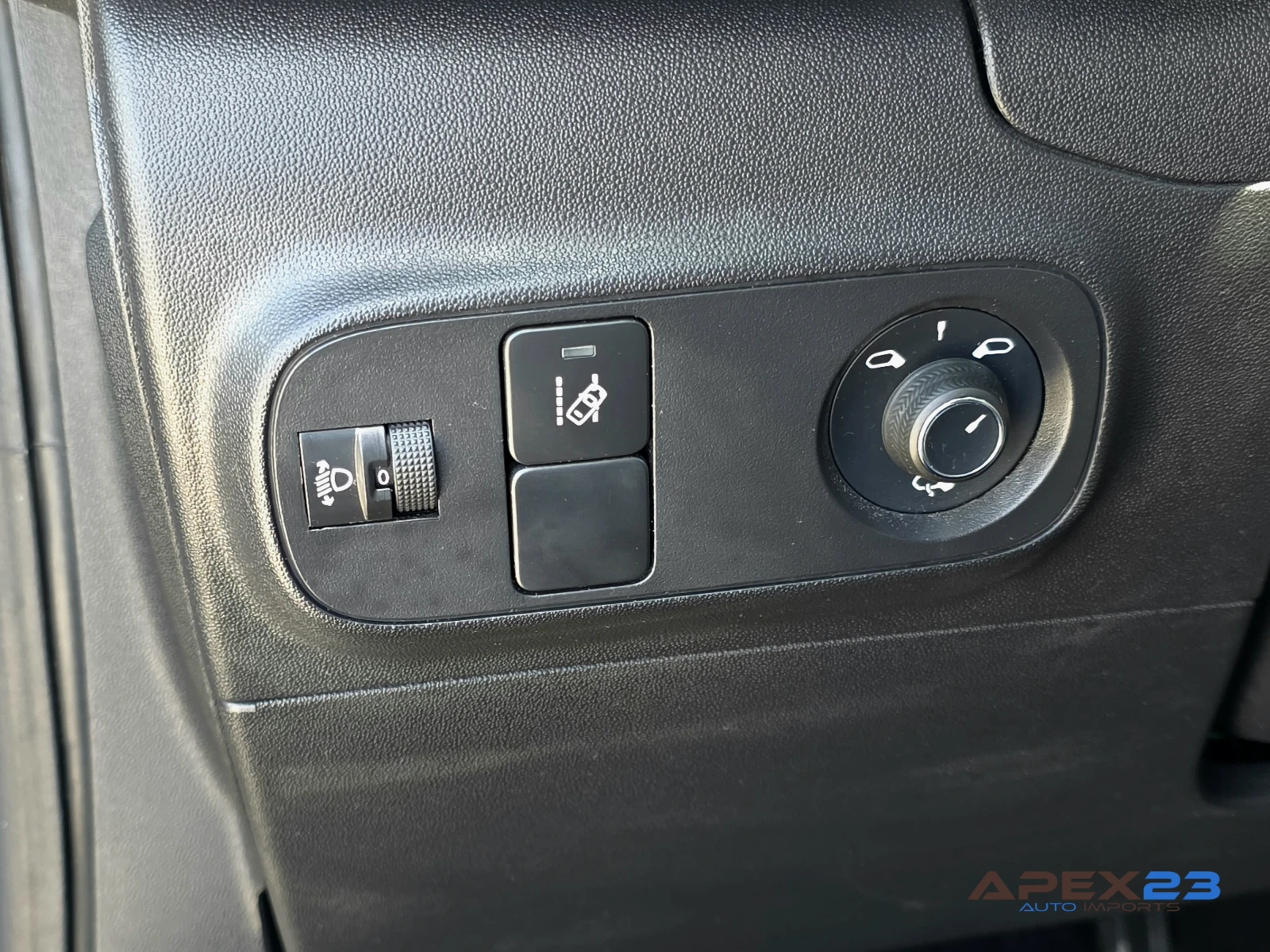 Citroen C3 Автоматична, SHINE 1.2 PURETECH 110 HP, снимка 11 - Автомобили и джипове - 55086870