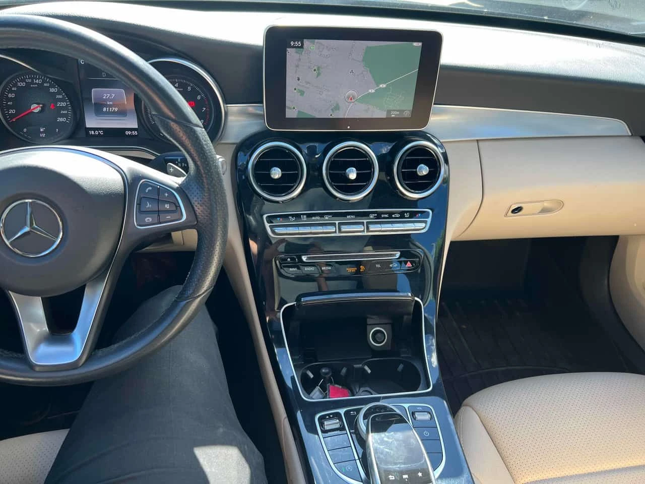 Mercedes-Benz C 300 | CARFAX | БЕЗ ПЪРВОНАЧАЛНА ВНОСКА | , снимка 9 - Автомобили и джипове - 55192266