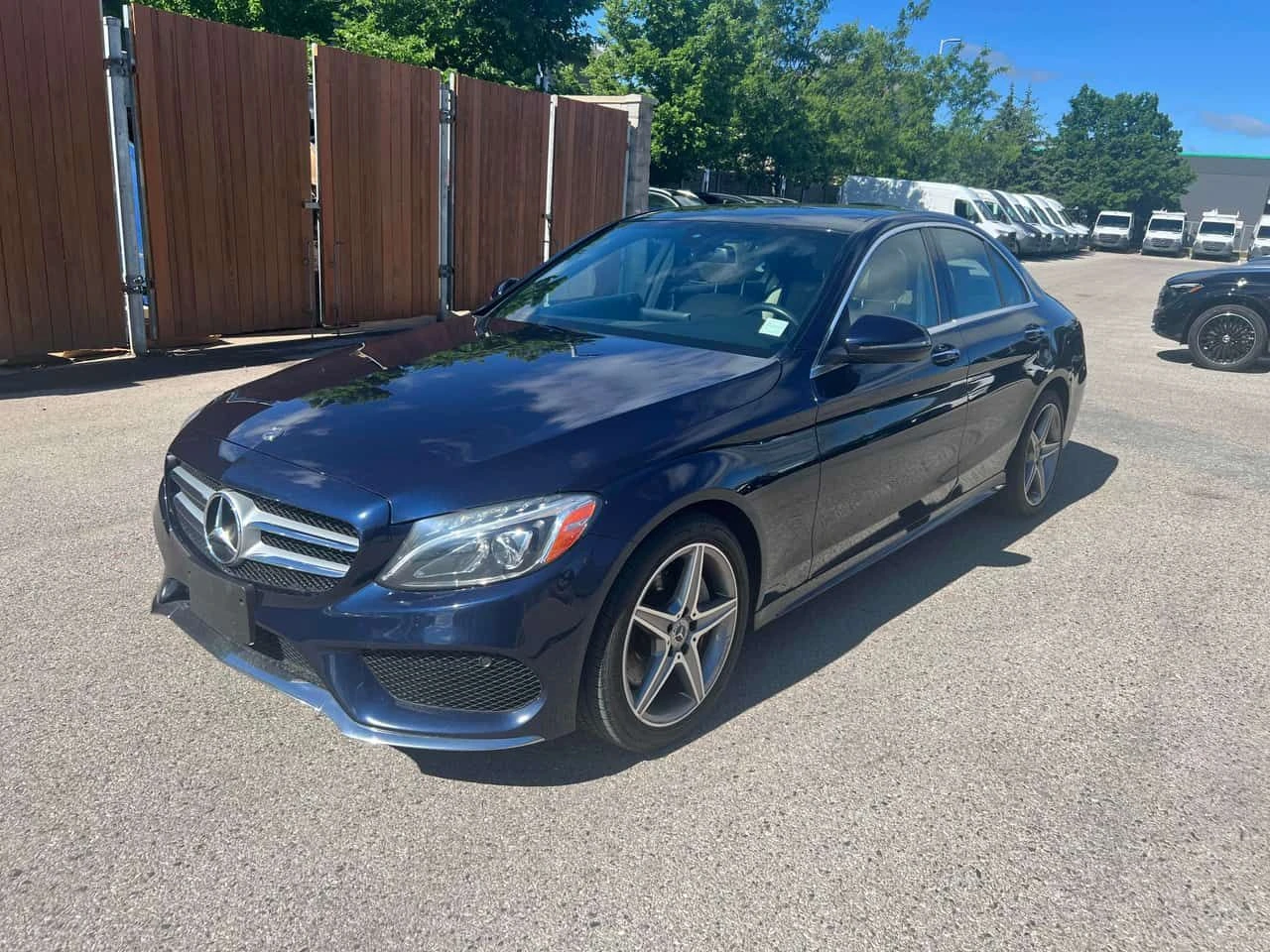 Mercedes-Benz C 300 | CARFAX | БЕЗ ПЪРВОНАЧАЛНА ВНОСКА | 