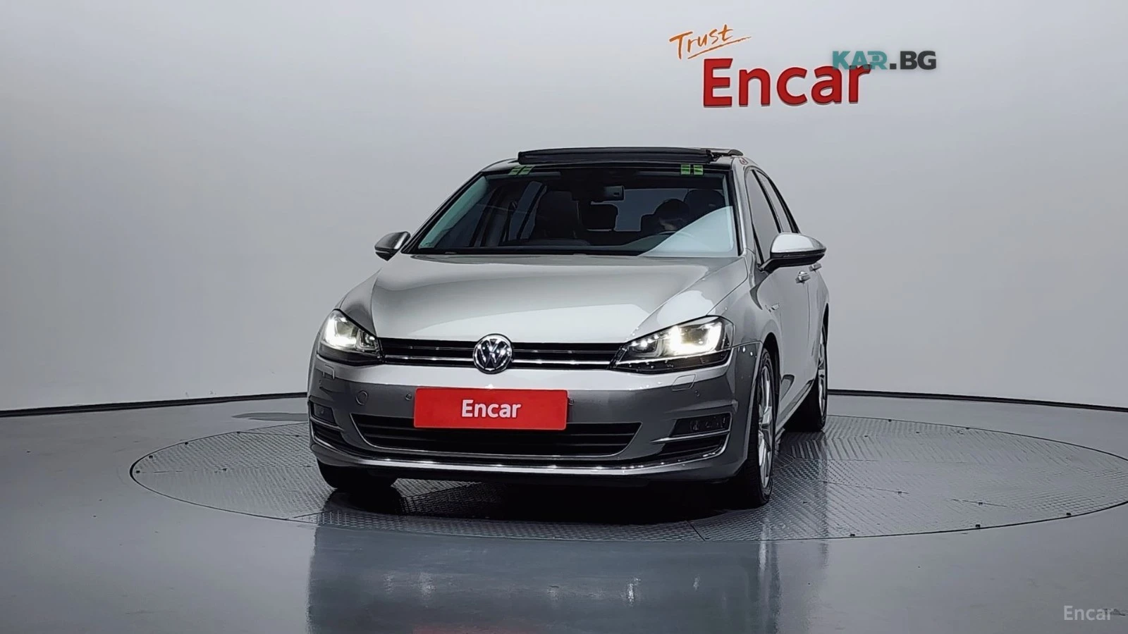 VW Golf * ПАНО* KEYLESS* Camera* ПОДГРЕВ* , снимка 3 - Автомобили и джипове - 55374574