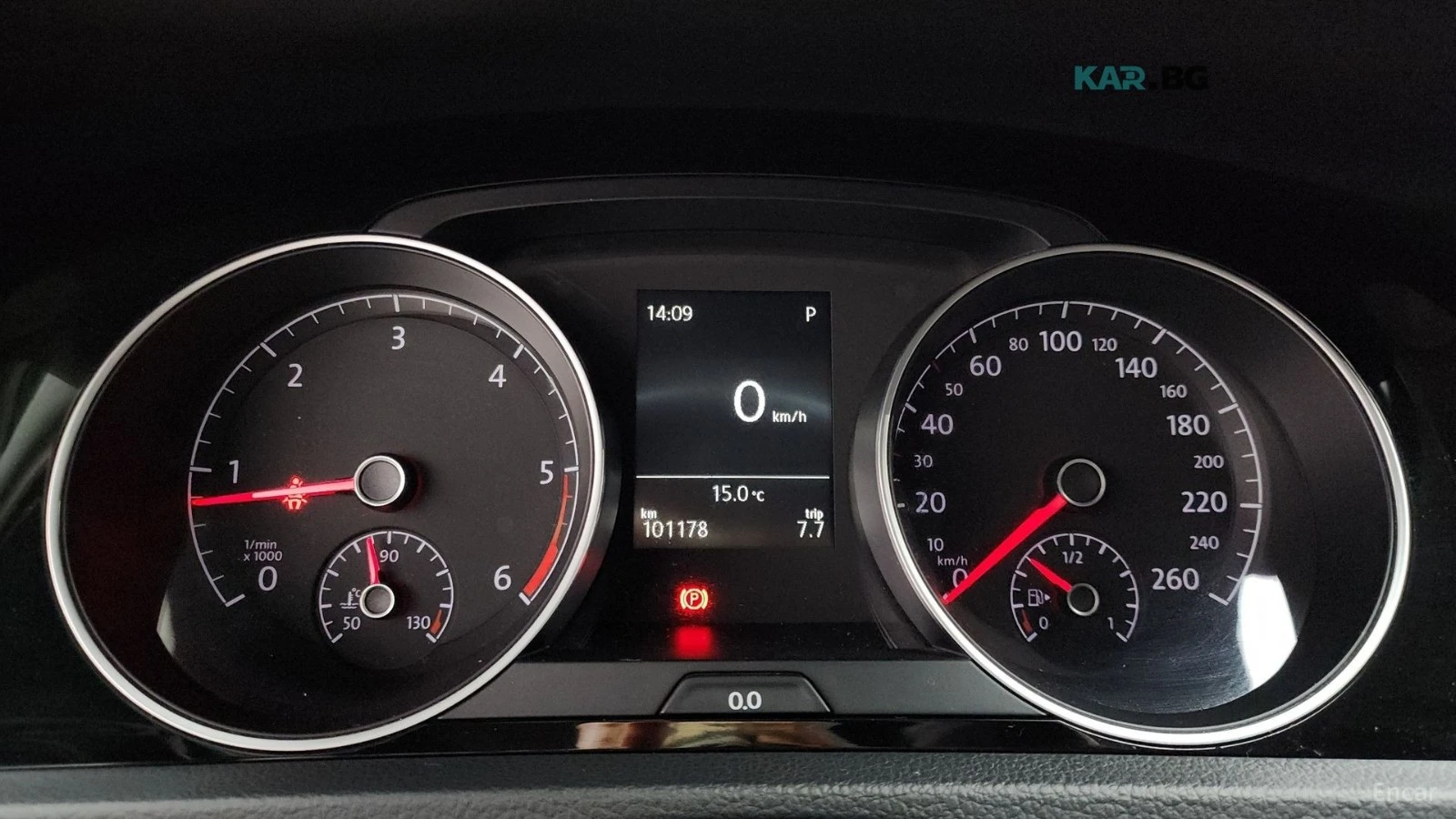 VW Golf * ПАНО* KEYLESS* Camera* ПОДГРЕВ* , снимка 8 - Автомобили и джипове - 55374574