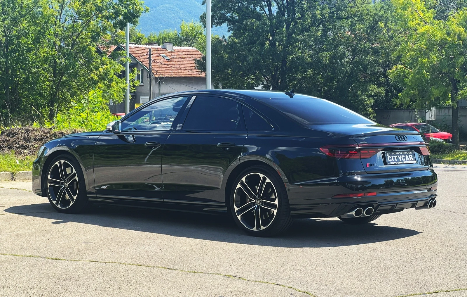 Audi S8 CARBON/ BLACK OPTIC / HUD / AIR / 360 / PANO / B&O, снимка 4 - Автомобили и джипове - 55530553