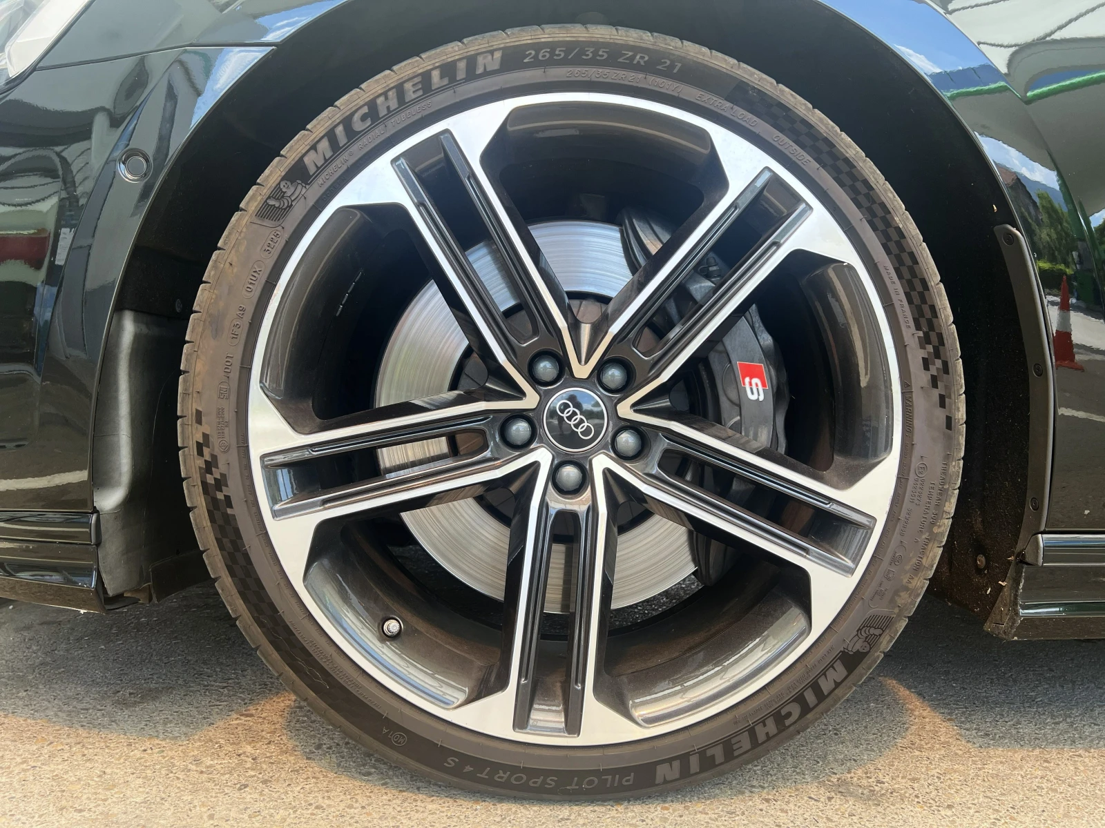 Audi S8 CARBON/ BLACK OPTIC / HUD / AIR / 360 / PANO / B&O, снимка 7 - Автомобили и джипове - 55530553