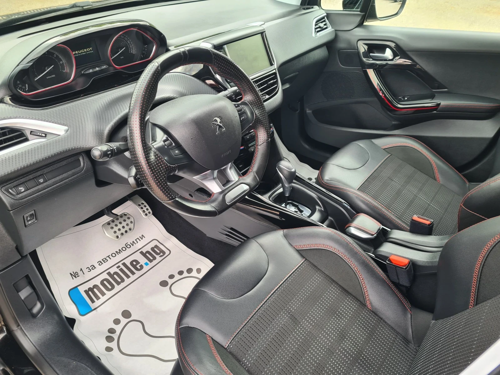 Peugeot 2008 1.2i 110p.s  GT-Line / EVRO 6b, снимка 8 - Автомобили и джипове - 55625034