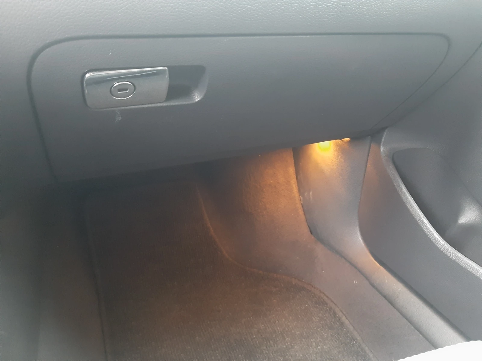 VW Golf, снимка 15 - Автомобили и джипове - 55658351