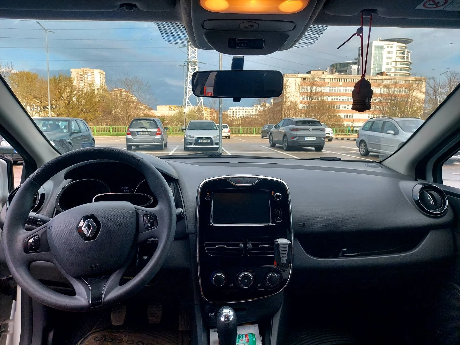 Renault Clio 1, 5 DCI, снимка 5 - Автомобили и джипове - 55990003