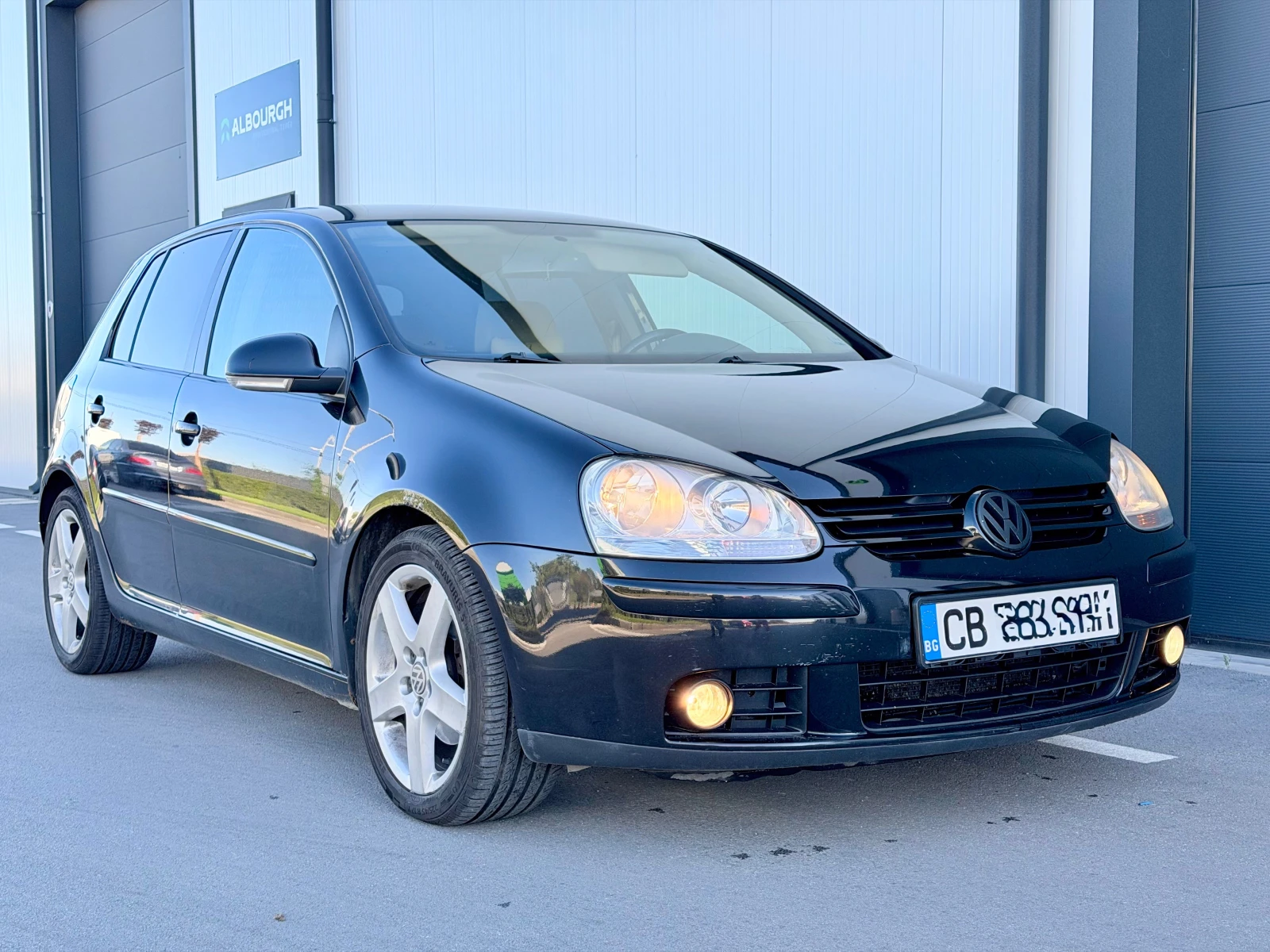 VW Golf, снимка 2 - Автомобили и джипове - 56696957