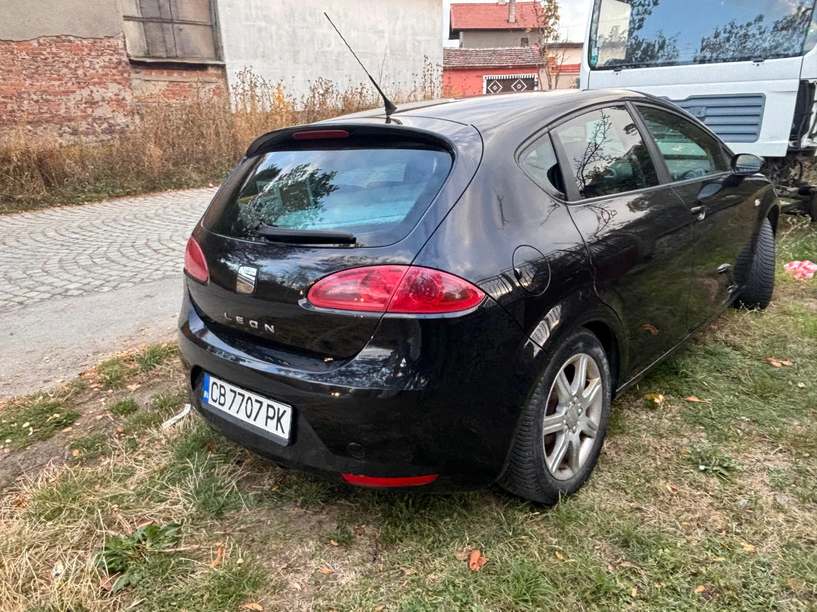 Seat Leon, снимка 3 - Автомобили и джипове - 56721525