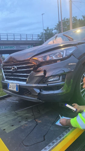 Hyundai Tucson 1.7CRDI, снимка 2