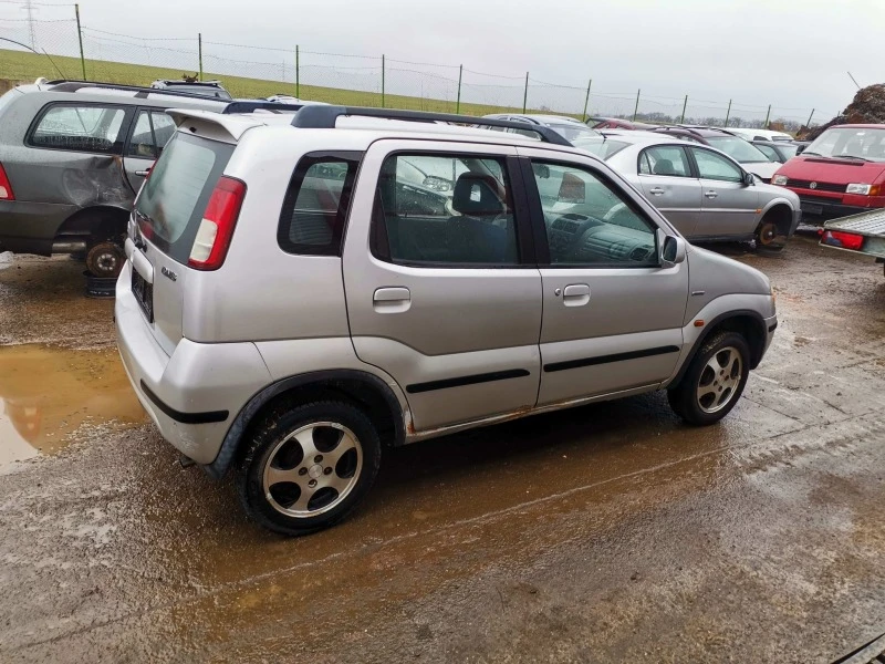 Suzuki Ignis 1.3, снимка 5 - Автомобили и джипове - 43292618