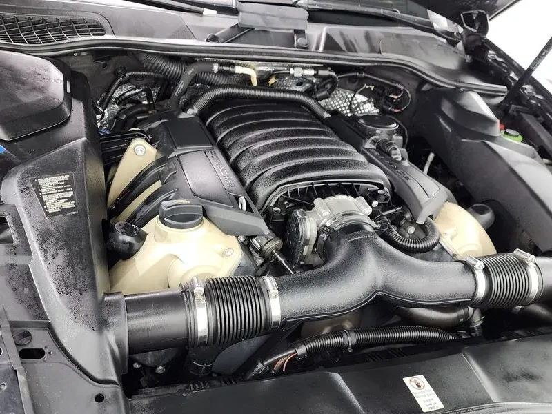Porsche Cayenne 4.8 S 958, снимка 12 - Автомобили и джипове - 54911640