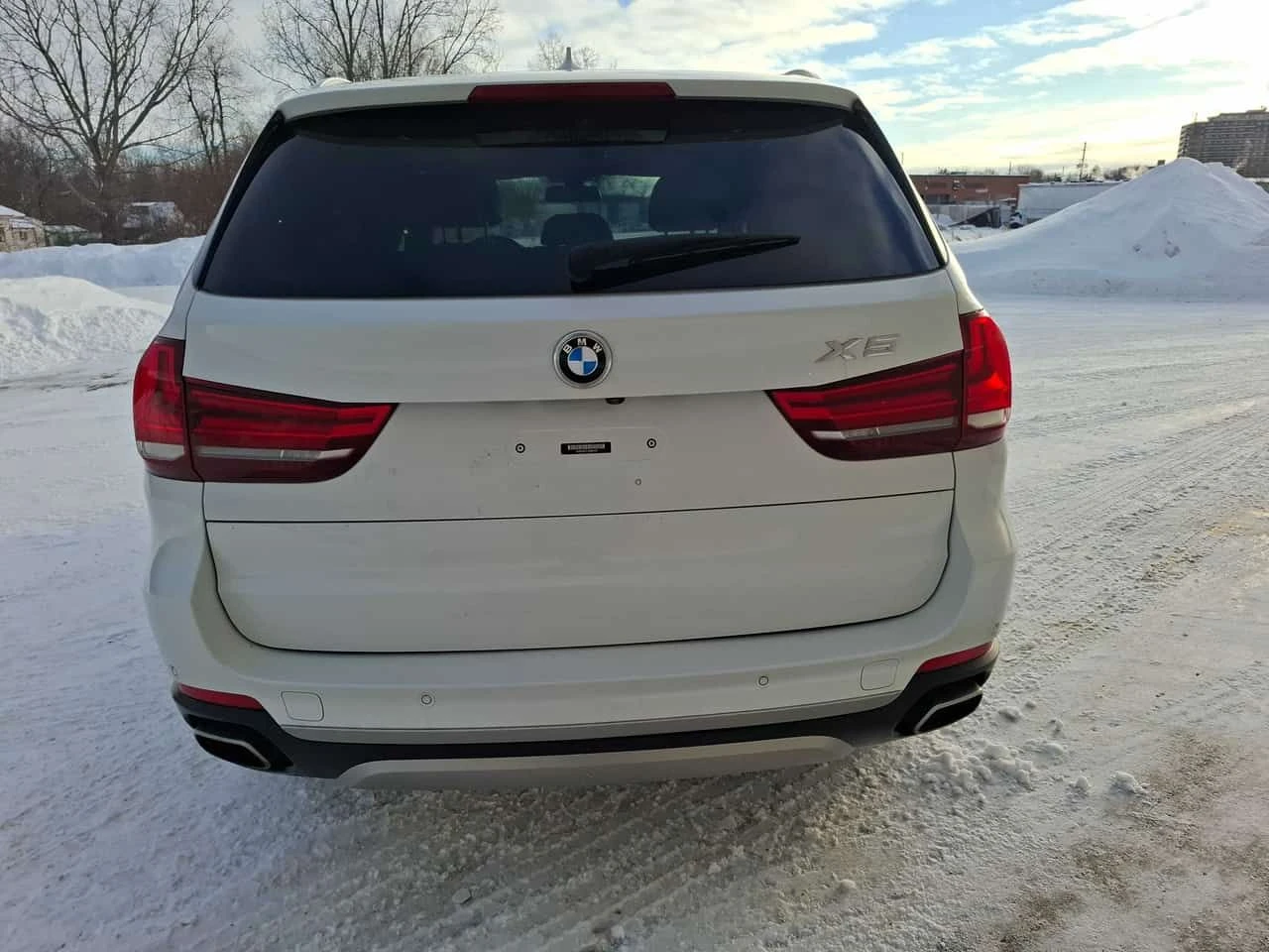 BMW X5 * xDrive35i * DIGITAL * PANO * ПОДГРЕВИ - изображение 4