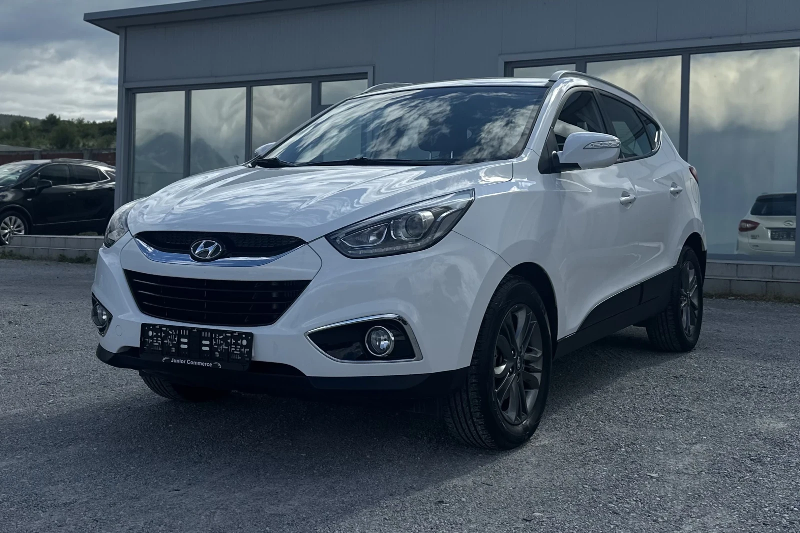 Hyundai IX35 2.0CRDI-4X4-СЕРВИЗНА ИСТОРИЯ-КАМЕРА-КОЖА-ФУЛЛ-ТОП
