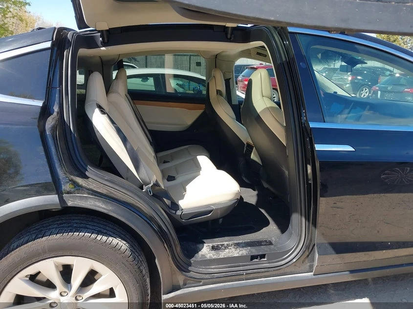 Tesla Model X 100D/75D/P100D, снимка 8 - Автомобили и джипове - 54906954