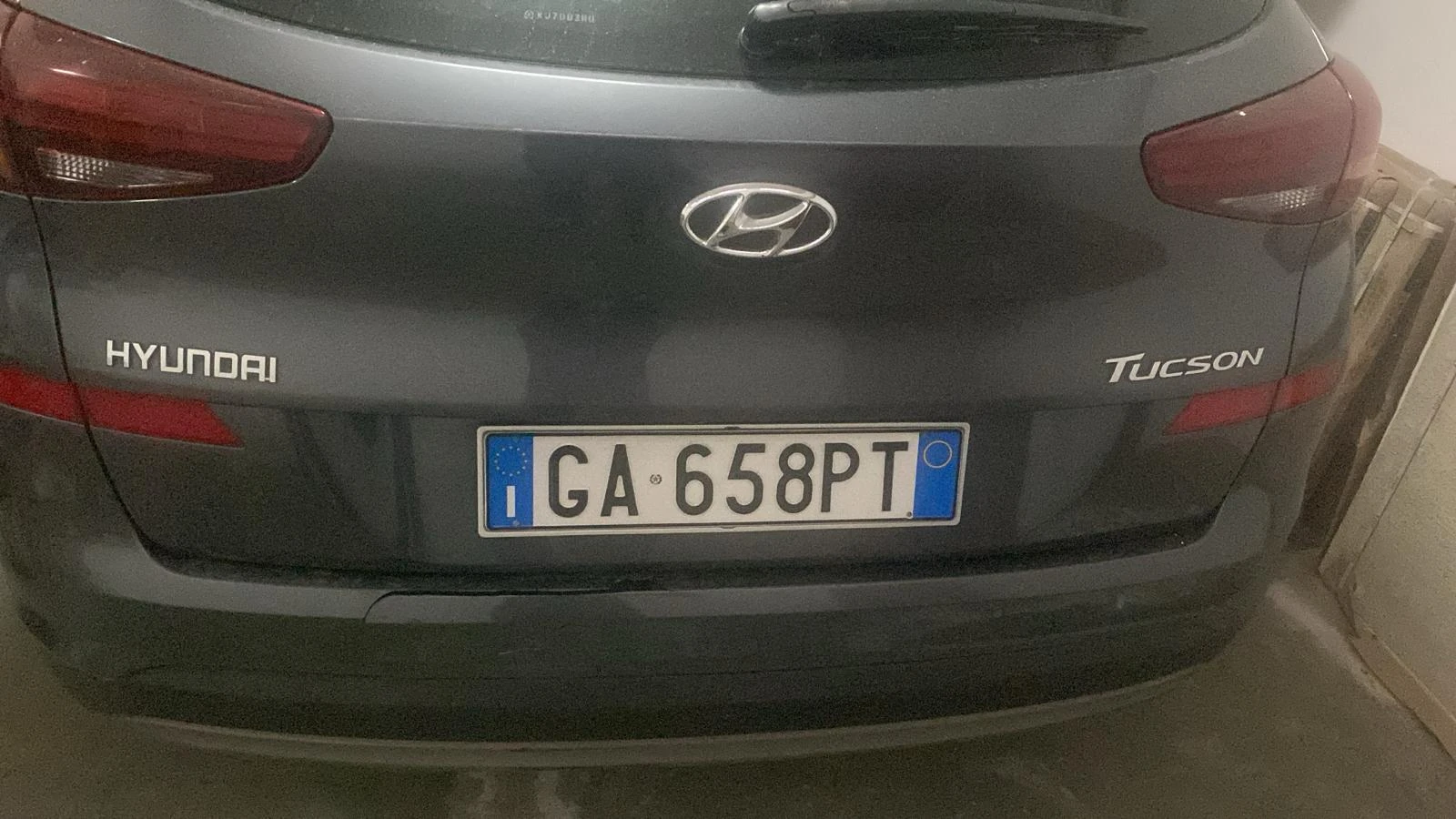 Hyundai Tucson 1.7CRDI, снимка 6 - Автомобили и джипове - 54948277