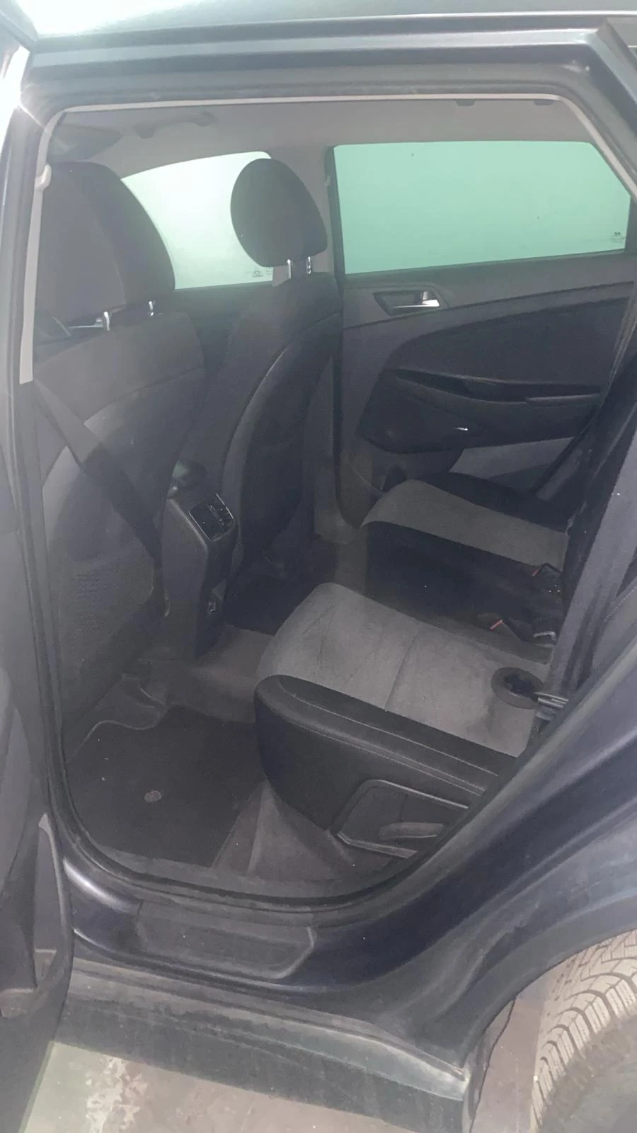 Hyundai Tucson 1.7CRDI, снимка 11 - Автомобили и джипове - 54948277