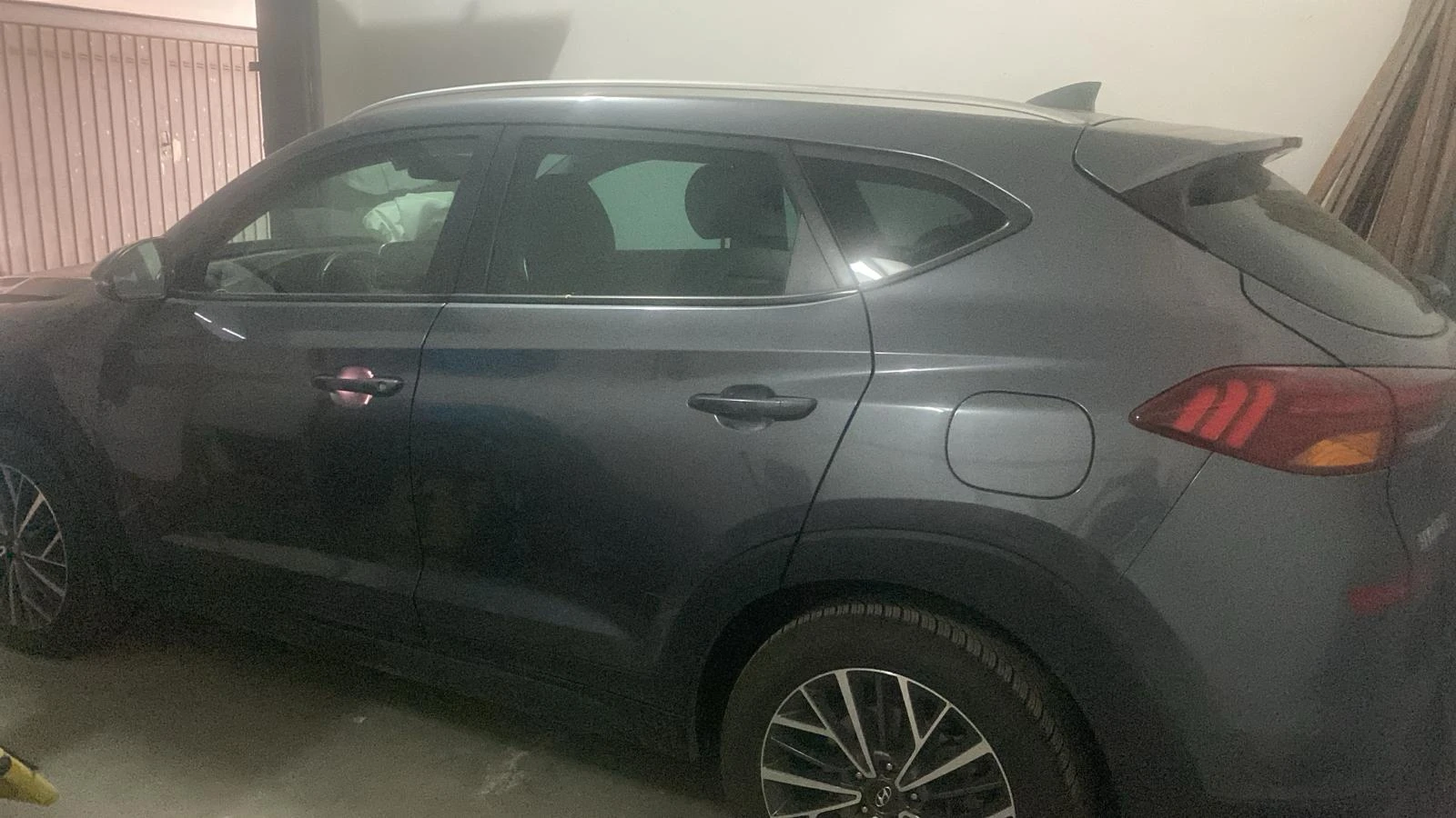 Hyundai Tucson 1.7CRDI, снимка 8 - Автомобили и джипове - 54948277