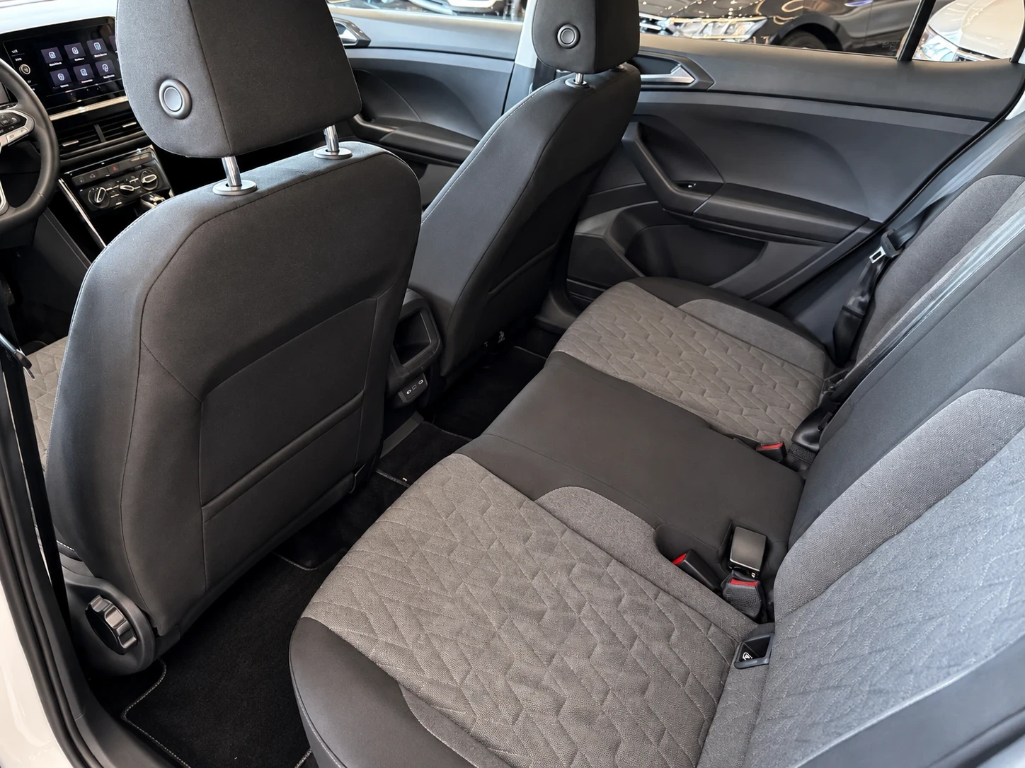 VW T-Cross LIFE | LEASING, снимка 10 - Автомобили и джипове - 56611973