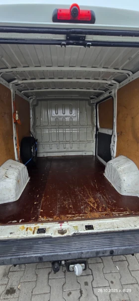 Обява за продажба на Peugeot Boxer 2.2 HDI 100 HP  ~11 350 лв. - изображение 8 | Auto.bg Обява за продажба на Peugeot Boxer 2.2 HDI 100 HP  ~11 350 лв. - изображение 8