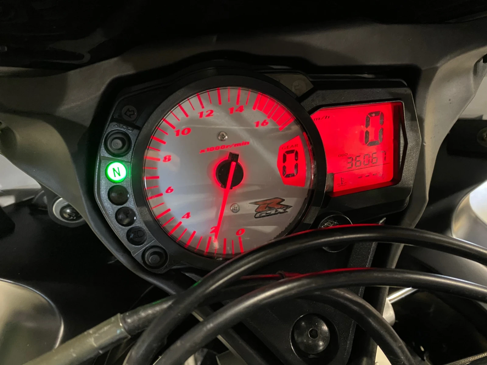 Suzuki Gsxr 750 К7 - изображение 10
