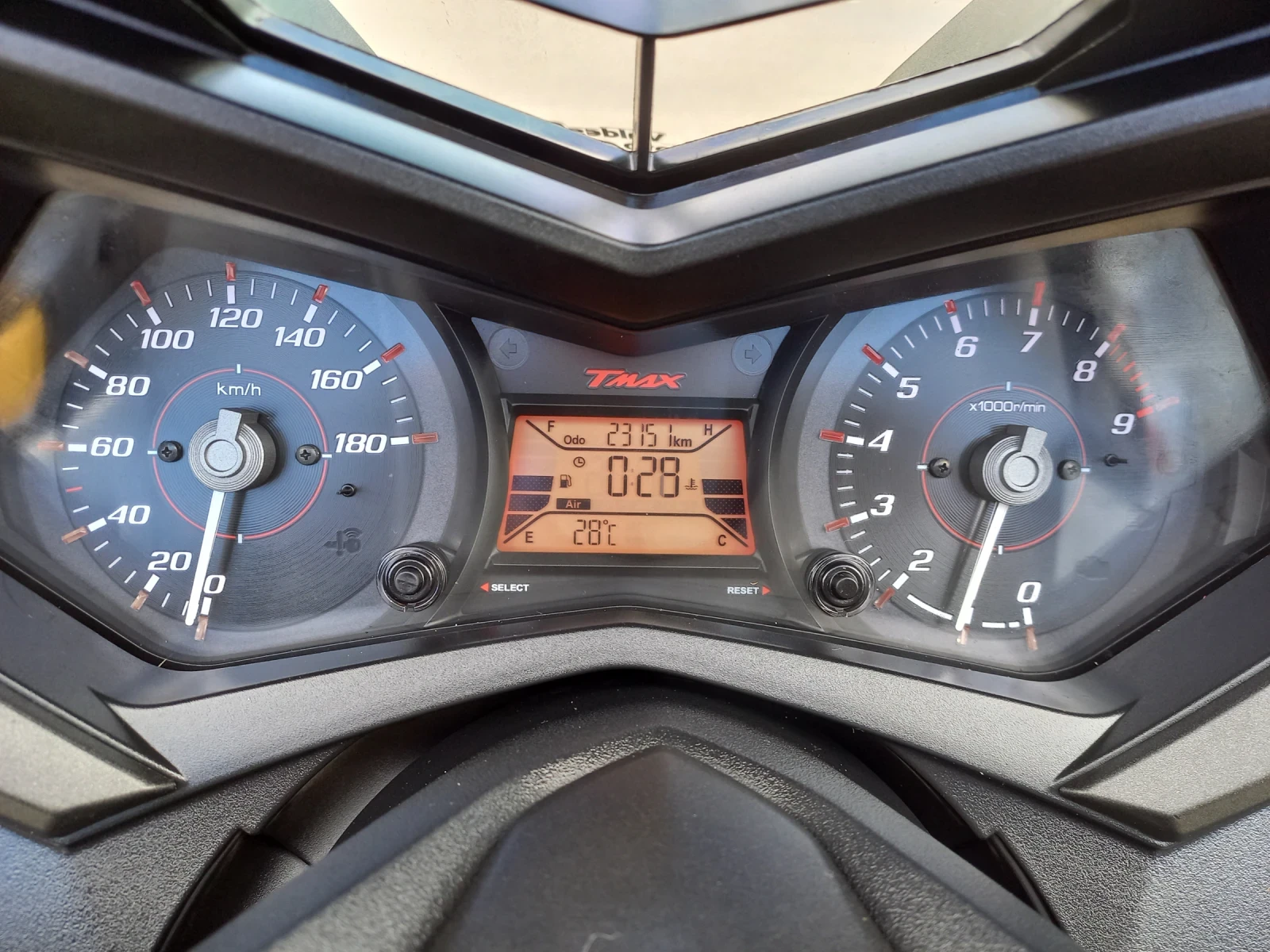 Yamaha T-max 530 ABS LED , снимка 8 - Мотоциклети и мототехника - 54148661