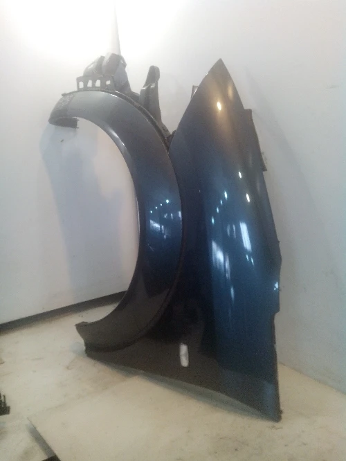 Калник ляв Ауди А2 1.6 Fsi