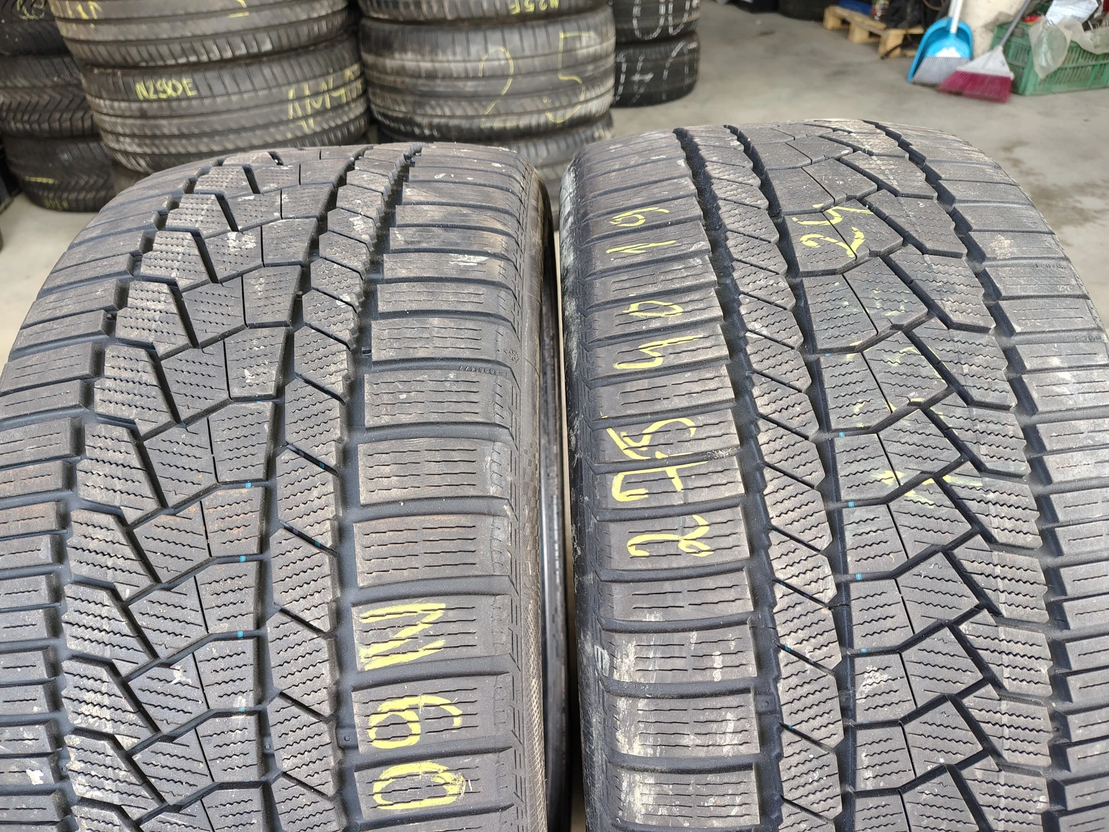 Гуми Зимни 275/40R19