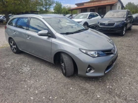 Toyota Auris 1.4 D4D, снимка 2