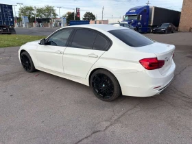 BMW 330 * xDrive, Leather Interior, Safety * CARFAX * ЦЕНА, снимка 11