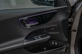 Mercedes-Benz C 400 e/AMG Line/4Matic/Ambient/Камера/MBUX/Панорама, снимка 8