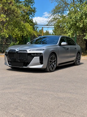 BMW 750 e M-Pro Plug-in Hybrid xDrive B&W , снимка 1