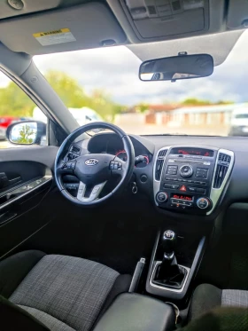 Kia Ceed 1 СОБСТВЕНИК | РЕАЛЕН ПРОБЕГ | КЛИМАТРОНИК | , снимка 2