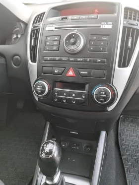 Kia Ceed 1 СОБСТВЕНИК | РЕАЛЕН ПРОБЕГ | КЛИМАТРОНИК | , снимка 13