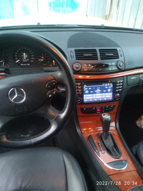 Mercedes-Benz E 200 1.8  NGT, снимка 1 - Автомобили и джипове - 45269442
