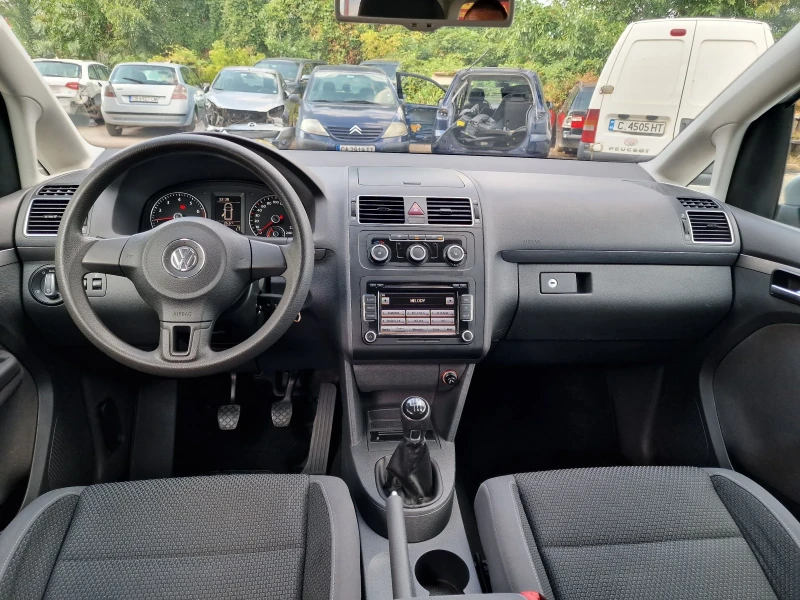 VW Touran 1.4TGI, снимка 8 - Автомобили и джипове - 49406083