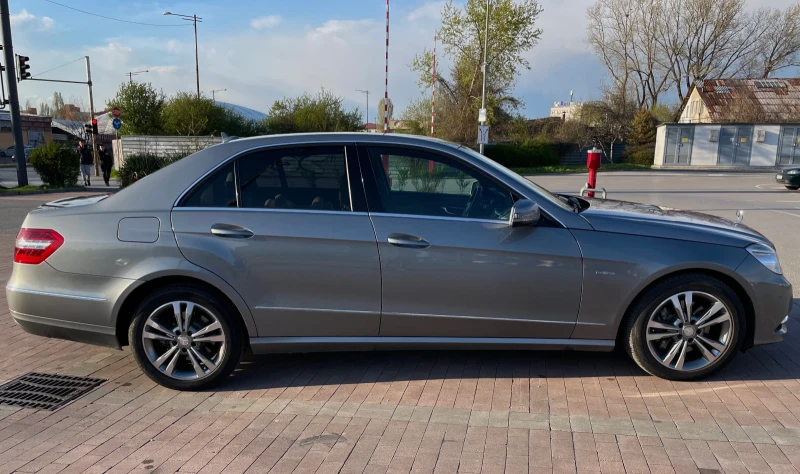 Mercedes-Benz E 350, снимка 6 - Автомобили и джипове - 52326673