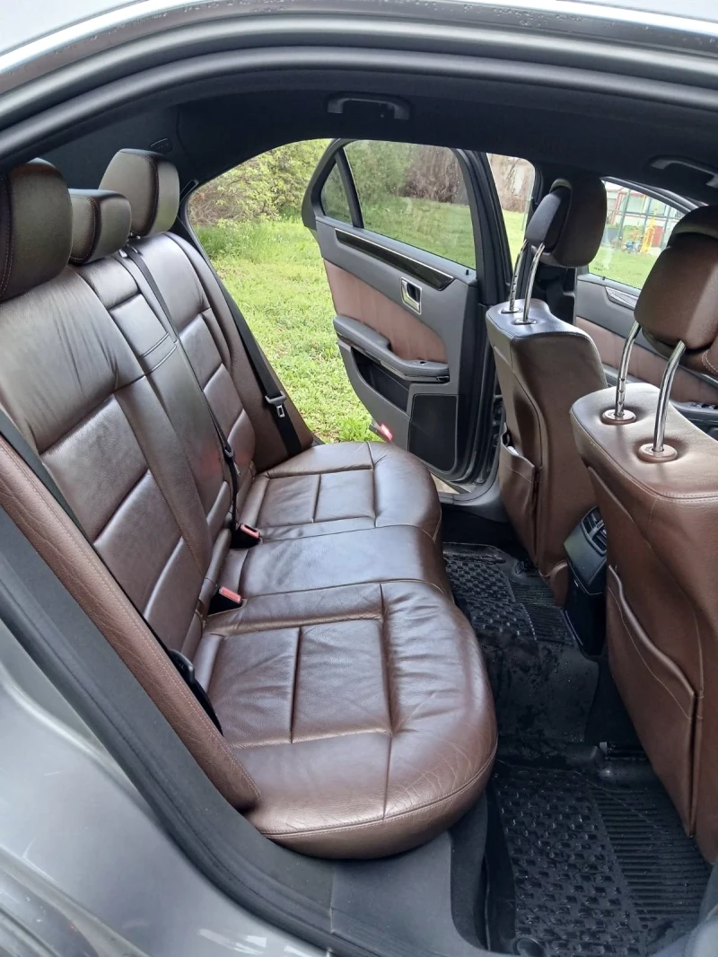 Mercedes-Benz E 350, снимка 15 - Автомобили и джипове - 52326673