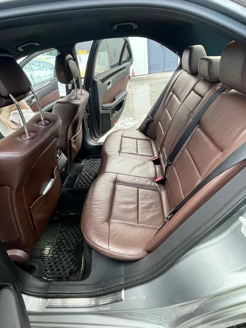 Mercedes-Benz E 350, снимка 16 - Автомобили и джипове - 52326673