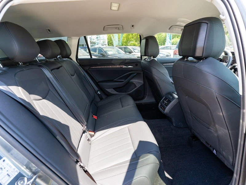 Skoda Superb 2.0 TDI L&K COMBI DSG CANTON MATRIX-LED CAMERA, снимка 16 - Автомобили и джипове - 51508835