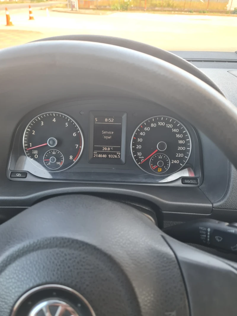 VW Caddy 1.2куб.87к.с.2012г. Бензин , снимка 10 - Автомобили и джипове - 52324443