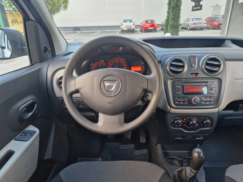 Dacia Dokker 1.5 / 90 к. с., снимка 13 - Автомобили и джипове - 52527884