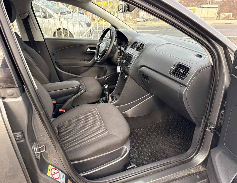VW Polo 1.0i EURO6;TUV;COC;NAVI;KLIMATRONIK, снимка 12 - Автомобили и джипове - 52793777