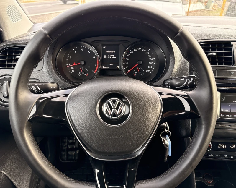 VW Polo 1.0i EURO6;TUV;COC;NAVI;KLIMATRONIK, снимка 11 - Автомобили и джипове - 52793777