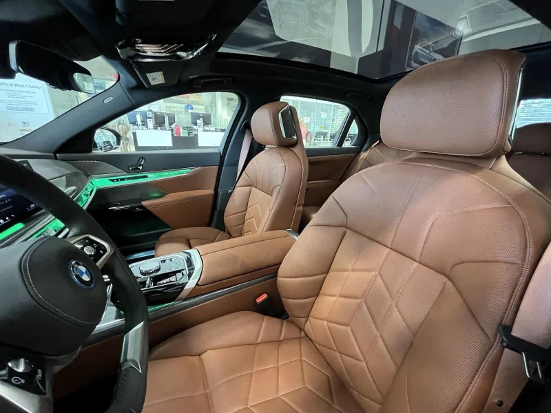 BMW 740 xDrive, снимка 6 - Автомобили и джипове - 53089927